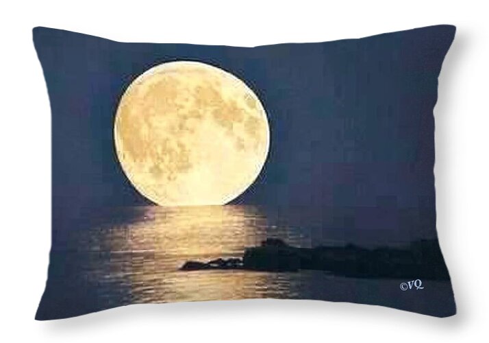 Moonrise Over Tranquil Waters - Throw Pillow