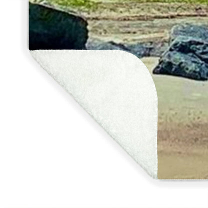 Serene Lighthouse by the Shoreline - Blanket