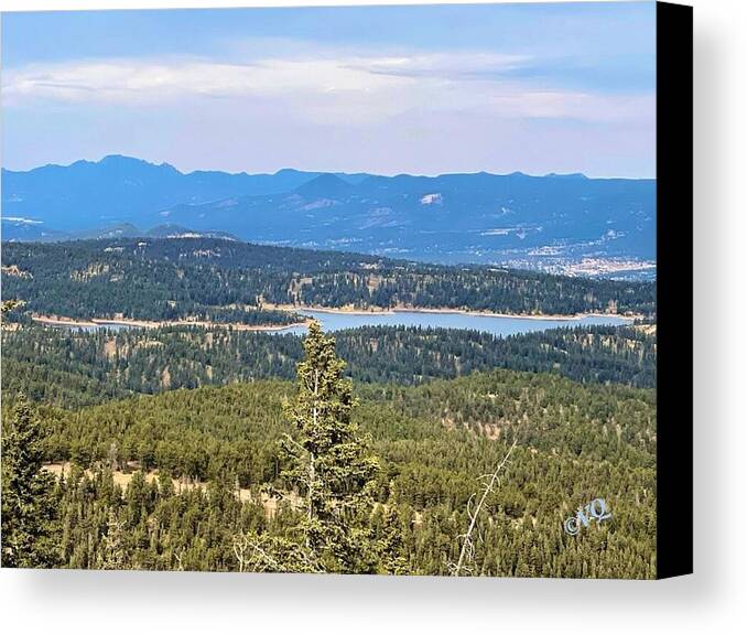 Serene Mountain Lake View - Canvas Print