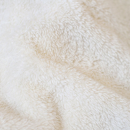 Seagulls on a Sandy Shoreline - Blanket